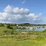 Privatunterkunft Riverside *